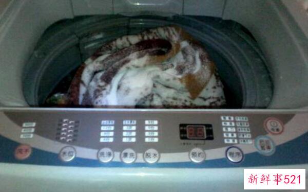 夏天晒被子多长时间合适 1-2小时(中午晒效果好)