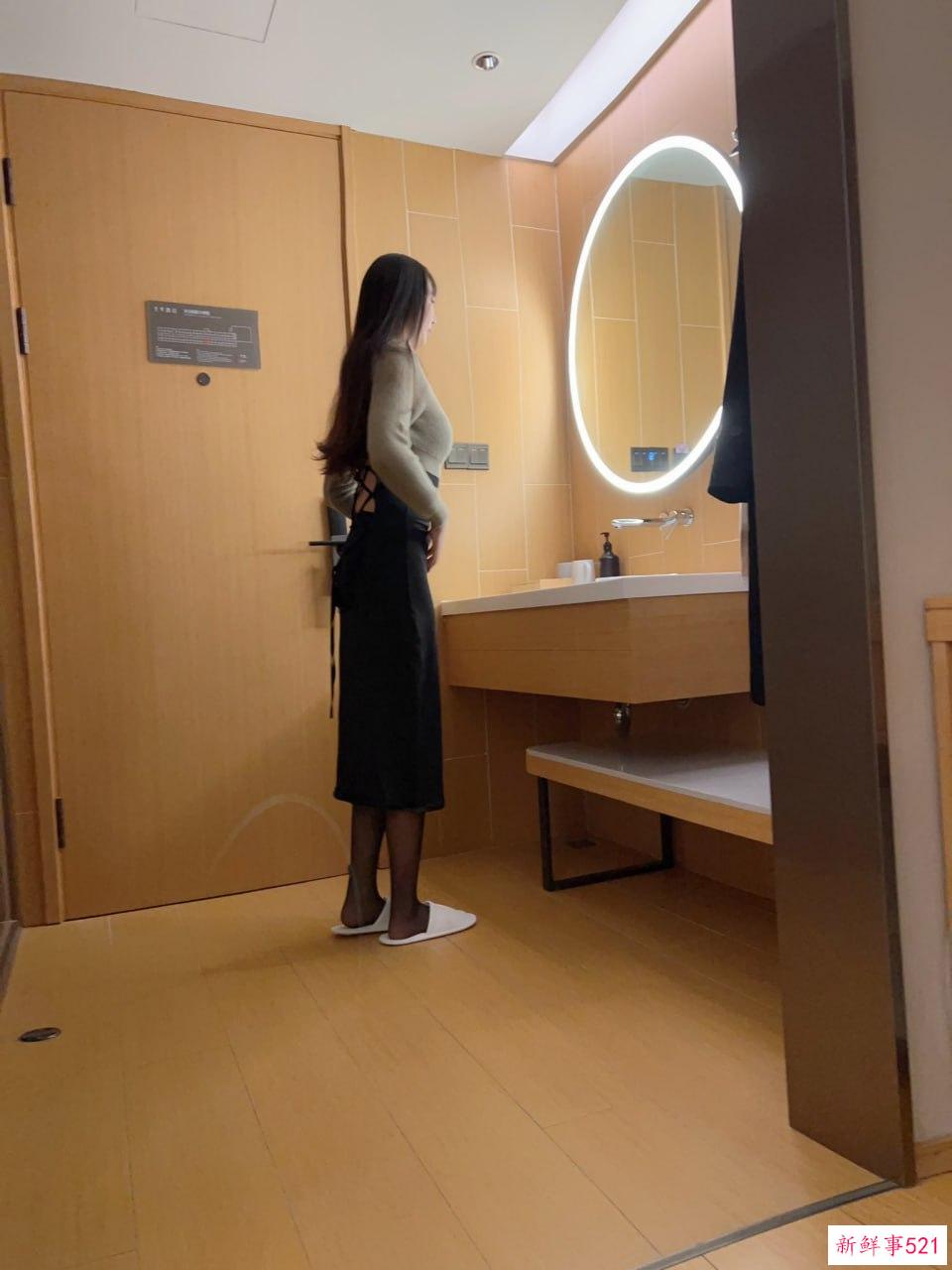 研究生同时交往三位食堂打饭“阿姨”