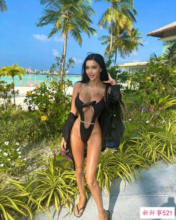 色情女星将跟真人秀女王“激情碰撞”!