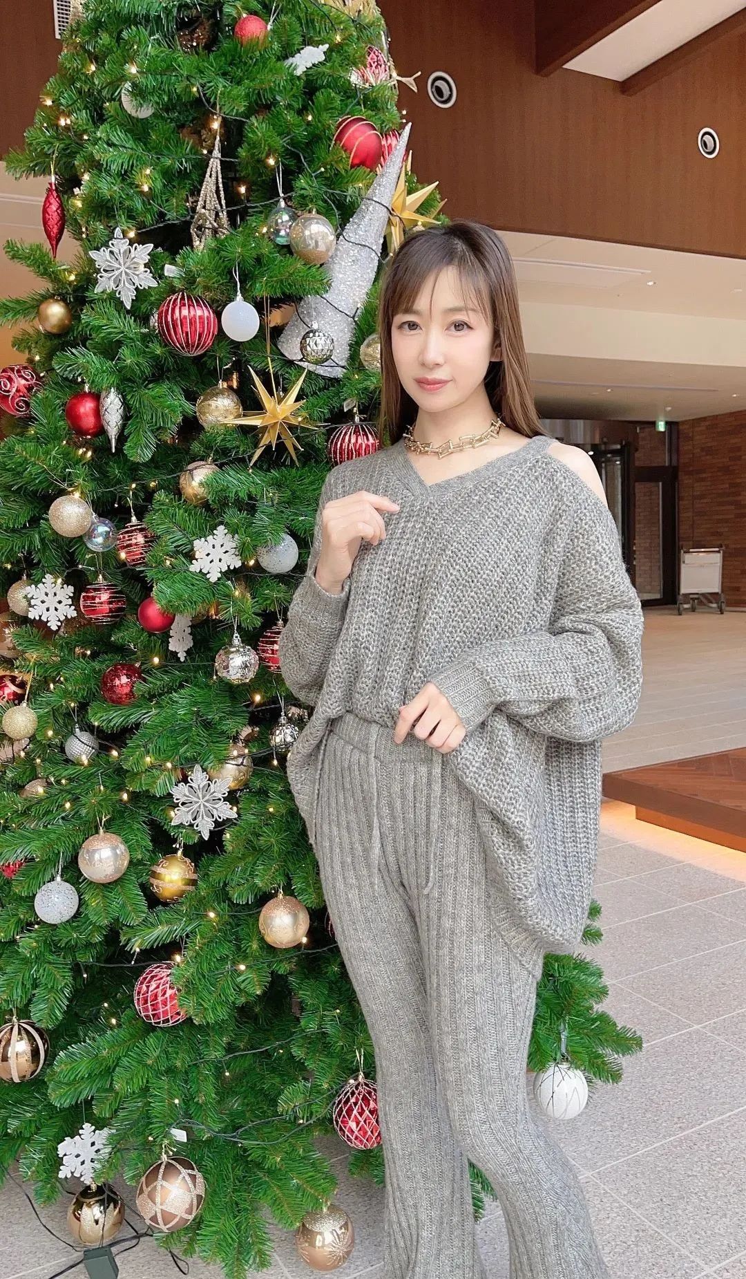 东北大长腿美女拍AV片火遍了亚洲