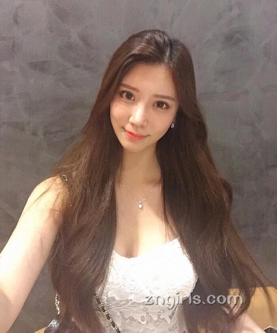 韩国美女Jin Yeyoung自拍时尚美照气质迷人
