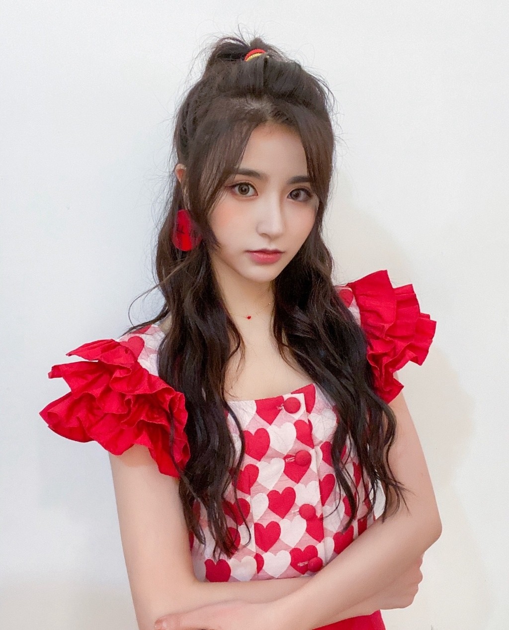 金子涵爱心裙少女系写真图片