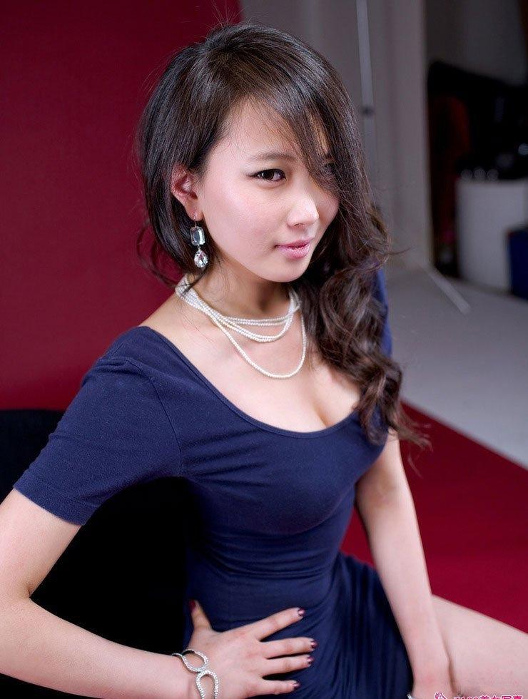 不懂的性感和妩媚写真