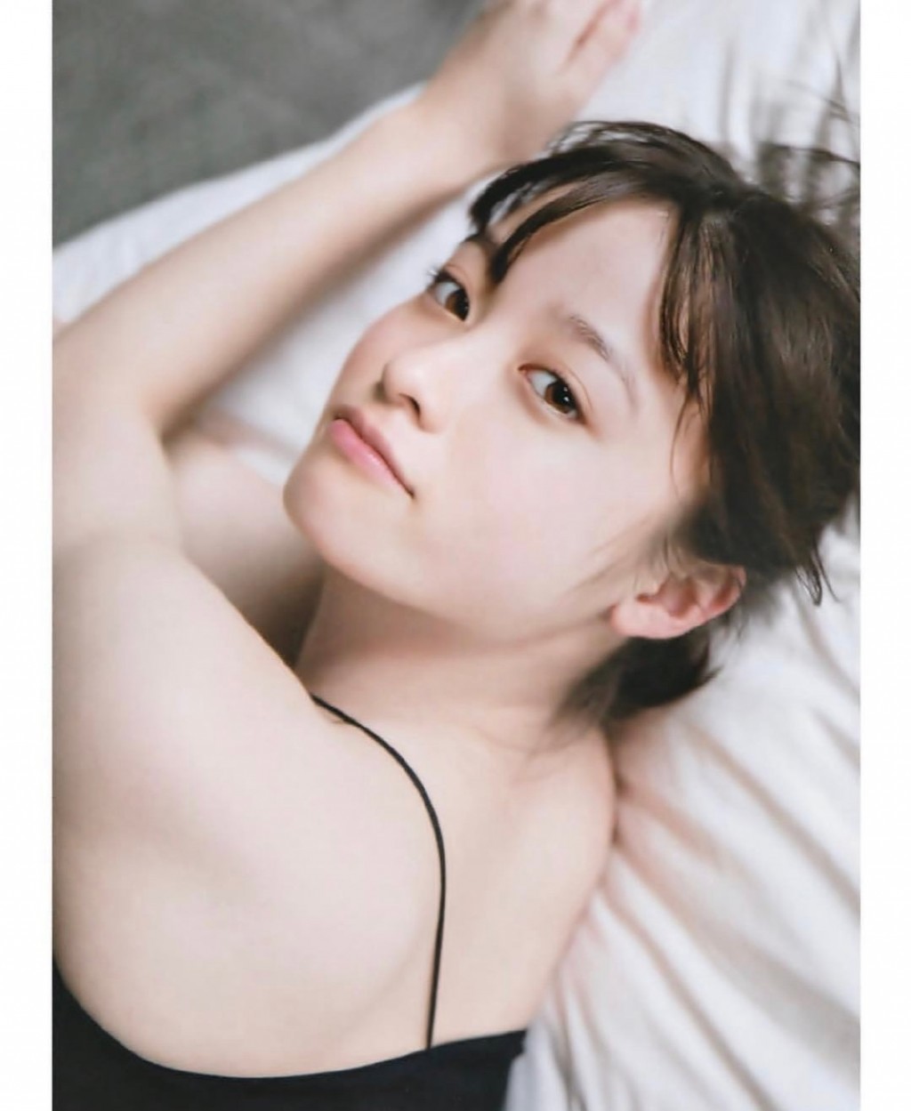 桥本环奈20岁生日性感写真图片