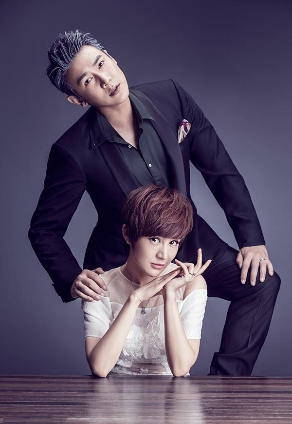 鲍蕾陆毅恩爱重新演绎浪漫温馨婚纱写真