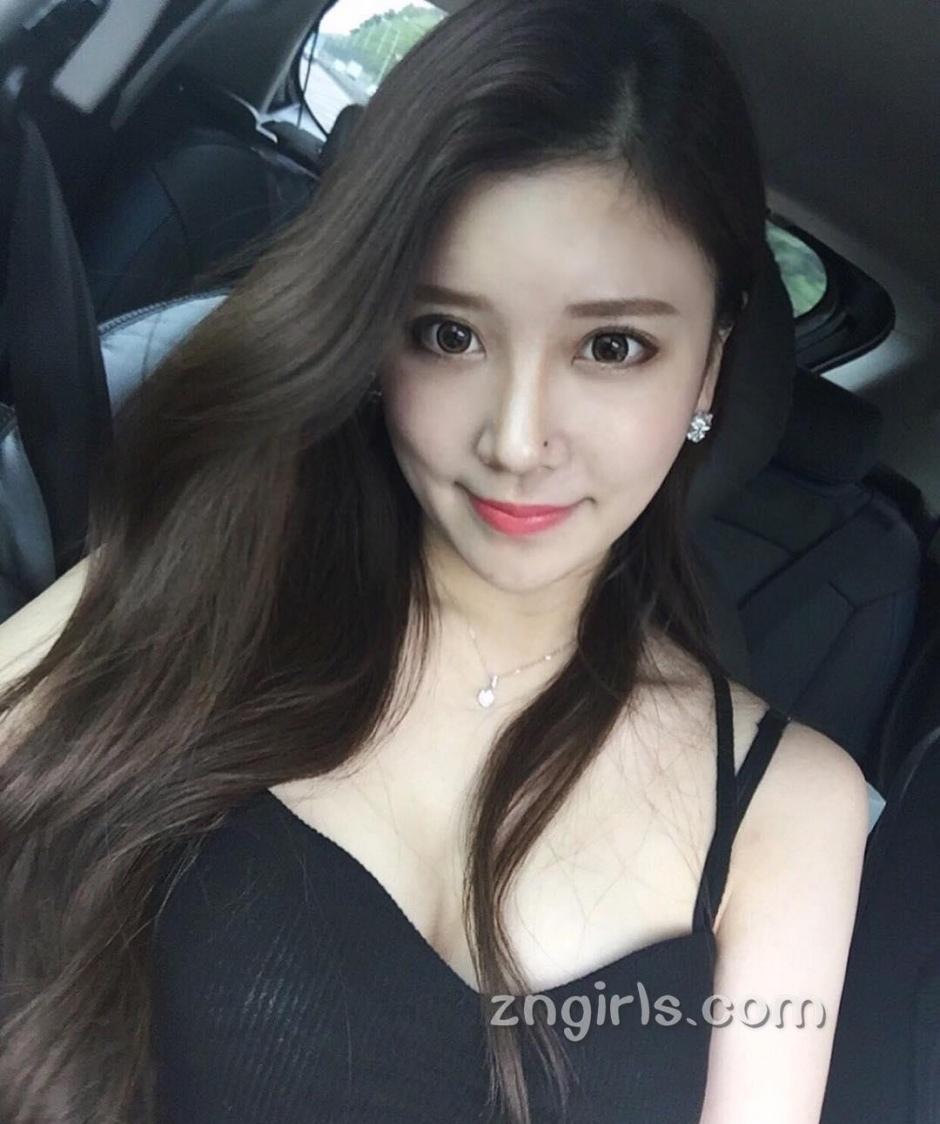 韩国美女Jin Yeyoung自拍时尚美照气质迷人
