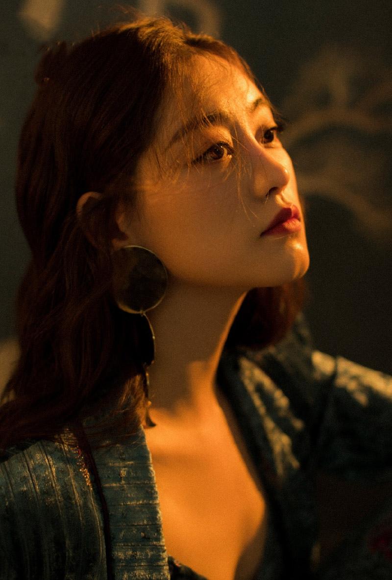 祝绪丹复古魅力时尚写真图片