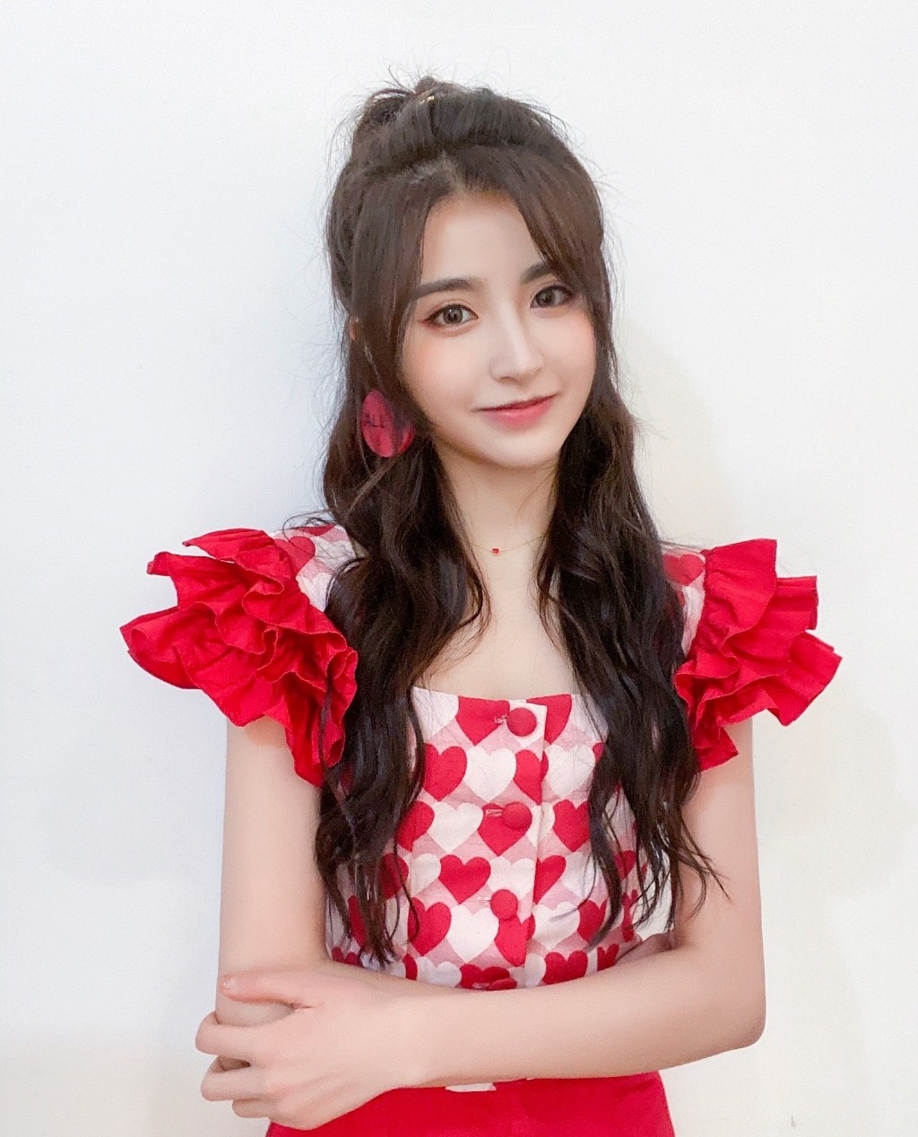 金子涵爱心裙少女系写真图片