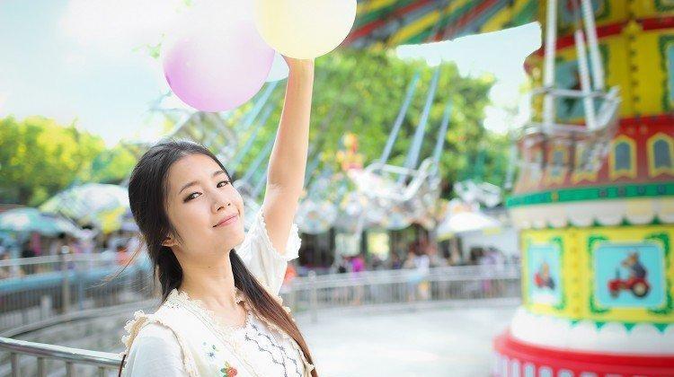 校花性感叶茵的欢乐夏日很爱玩