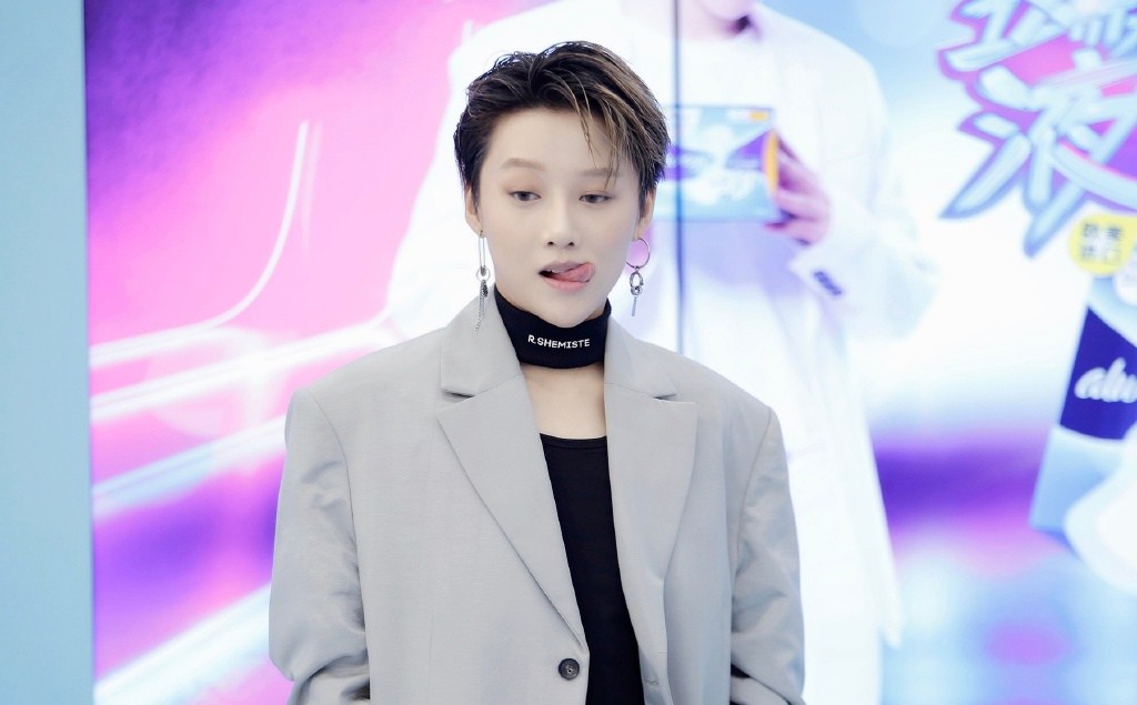 刘雨昕品牌活动照图片