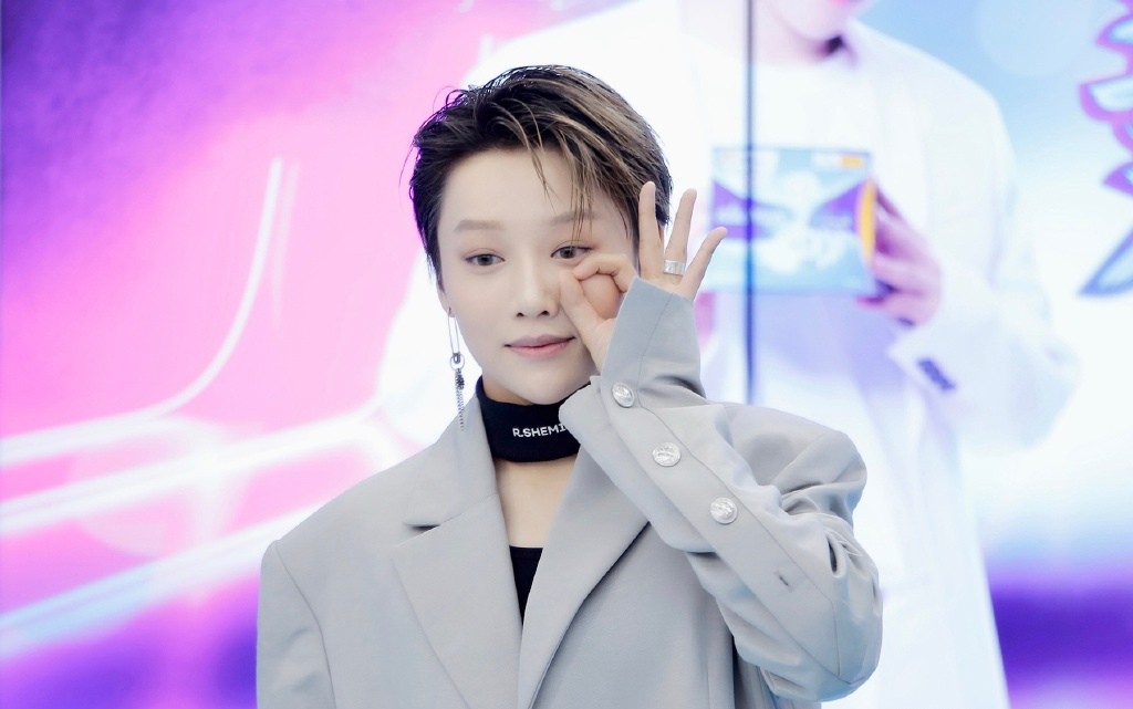 刘雨昕品牌活动照图片