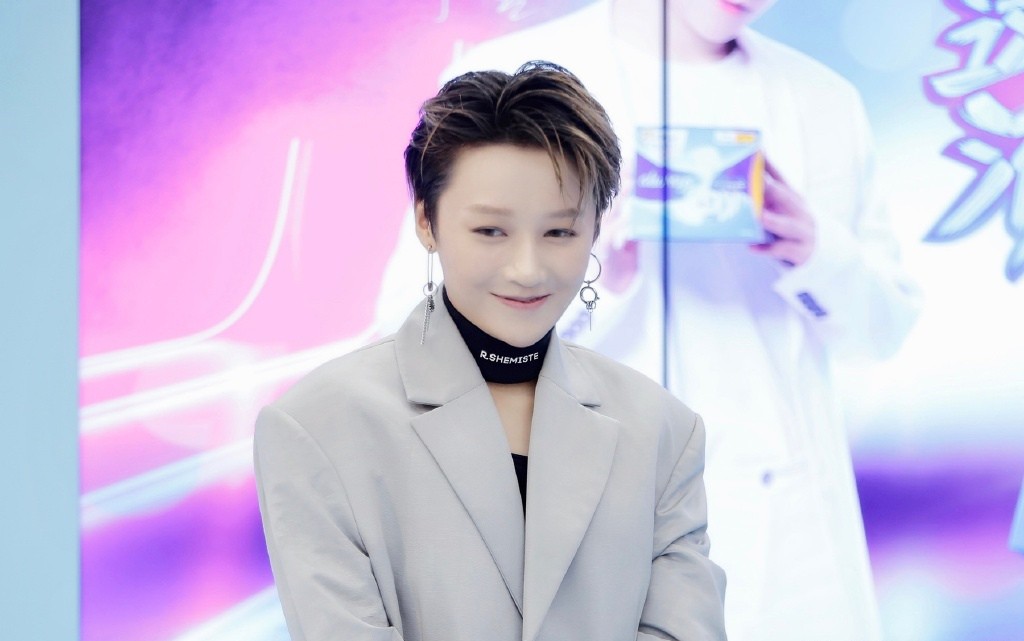 刘雨昕品牌活动照图片