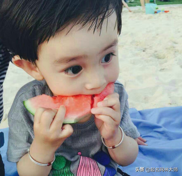 优雅大方的女孩英文名，简单又好记，值得拥有