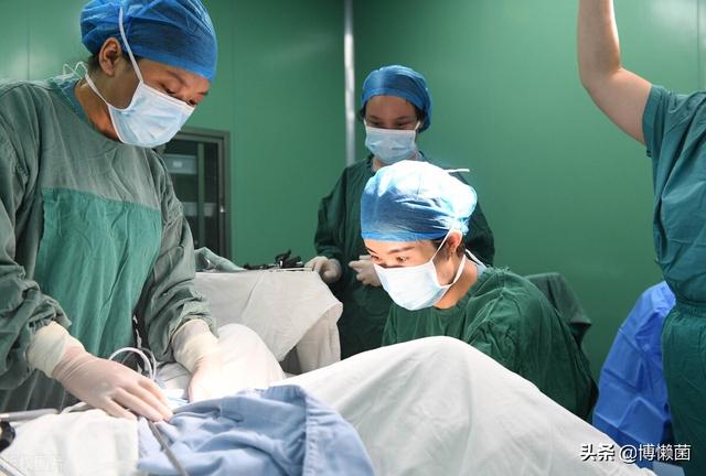 残忍野蛮的非洲割礼，伤害了1亿女性，在别的国家却受到人们欢迎