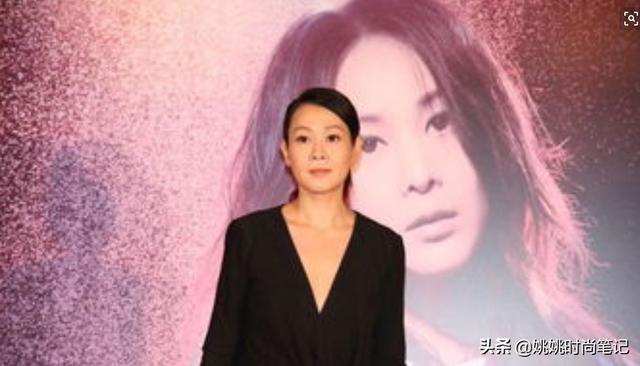 51岁刘若英穿“阴沟裙”美得像30岁小姐姐,奶茶妹有名有实