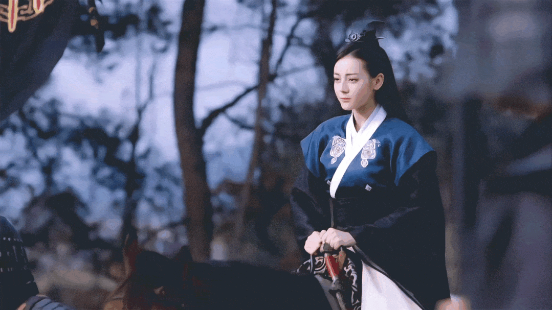 16位女明星骑马大PK！小枫唯美、刘涛好酷、左大玢最让人意外