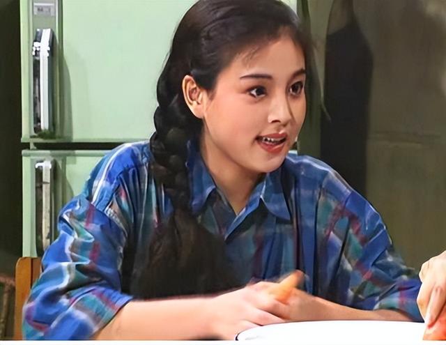 10位“一眼万年”女演员，个个美到窒息，有人靠一个角色吃一辈子