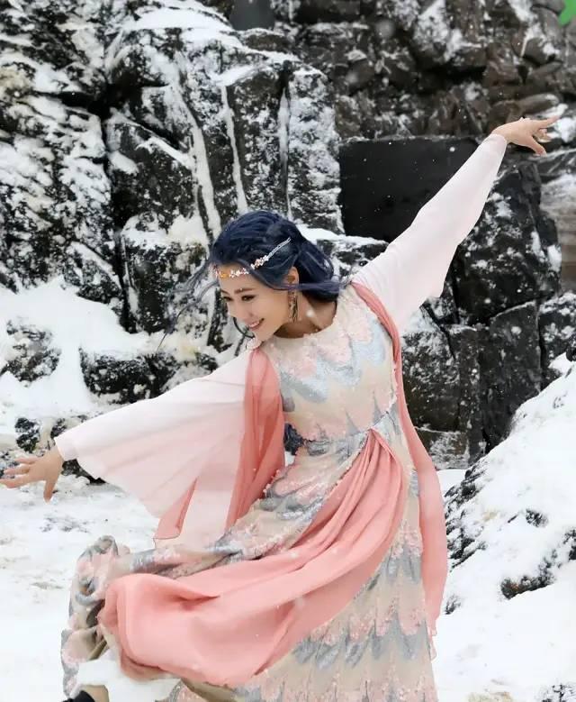 10位“一眼万年”女演员，个个美到窒息，有人靠一个角色吃一辈子