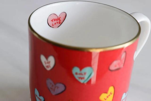 凯特、戴妃同款手镯，英国王室都爱的瓷器，情人节送礼大气有格调