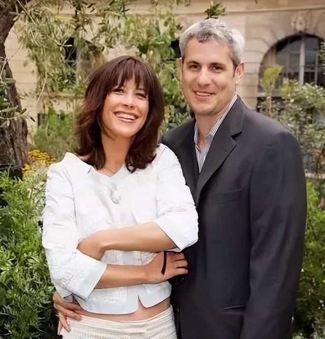 苏菲玛索：惊艳了岁月的法兰西玫瑰，56岁素面朝天，眼神依旧清澈