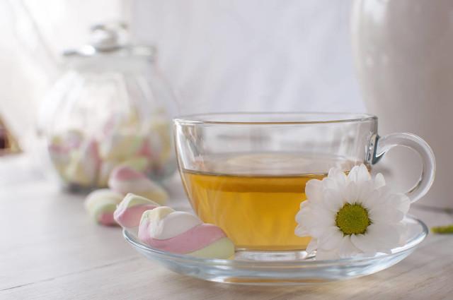 喜欢一个已婚的女同事,每天都很煎熬,怎么办