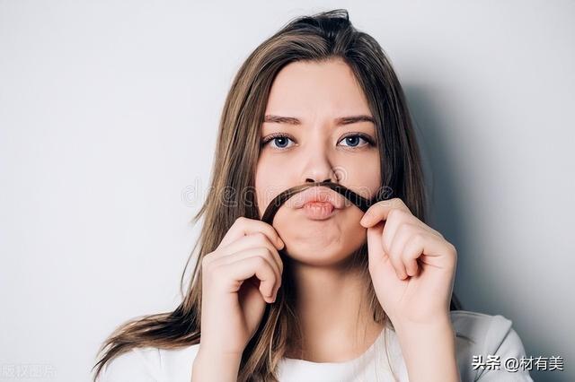 你知道吗，女性40岁之后会长胡子。