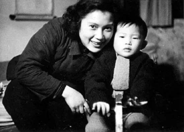 国内公认第一美女，99岁高龄依旧有人追？她到底是谁