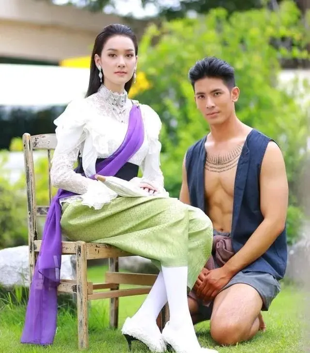 泰星Son主演泰剧：跟vill三搭，最喜欢的还是第一部 超甜又霸道？