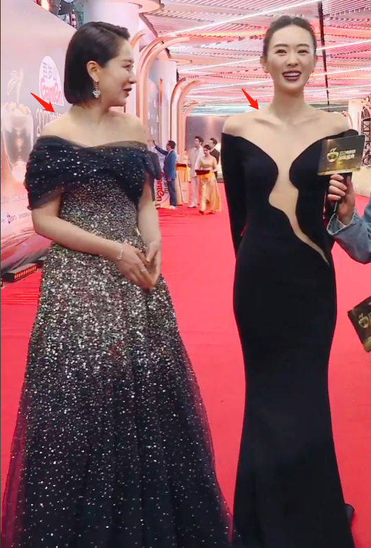 女星红毯来袭！李小冉美丽冻人，张萌半露酥胸，万茜深V开到肚脐