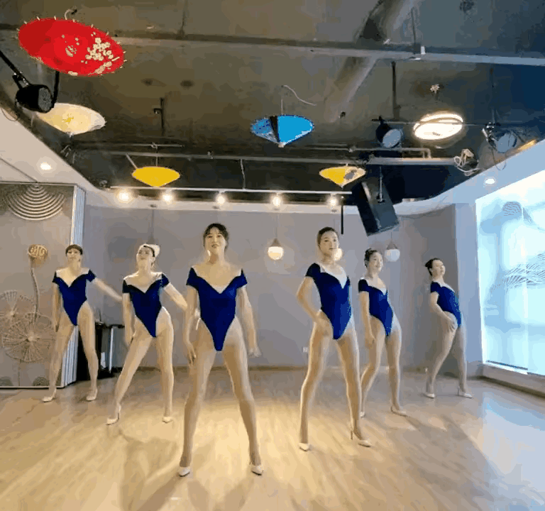 三个女人一台戏