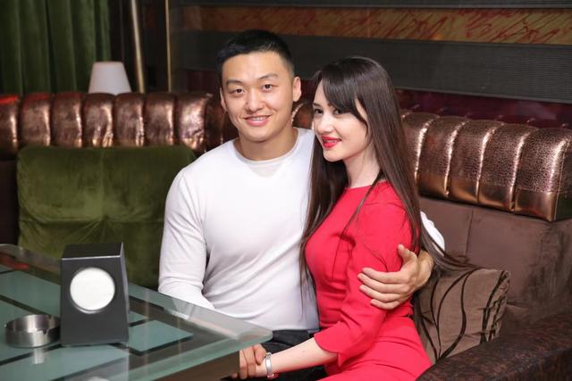 19年，山西小伙娶亚美尼亚美女硕士，生两个混血宝宝，现状如何？