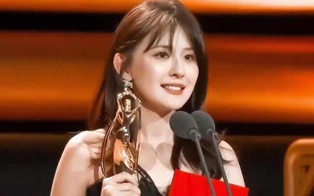 北京盛产美人,9位帝都女星,个个肤白貌美气质佳,各有各的韵味