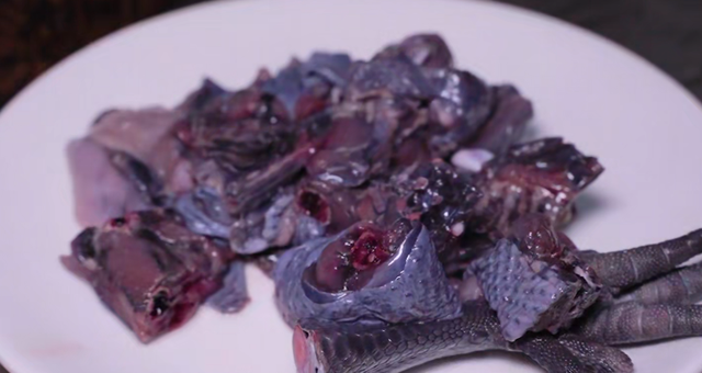 经期气血差？多吃鸡肉补肝血，分享3道菜，越吃越好看