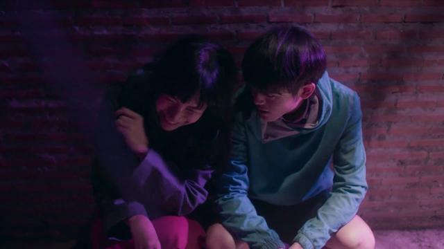 人心的恶火，佛都灭不了，《禁忌女孩》来了