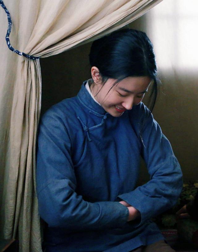 贾平凹《黑氏》：一个丑妇的“多段”恋情，揭开了人性的低级欲望