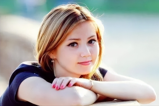 乌克兰盛产大长腿美女，大部分都想嫁到中国，那么你想娶吗？