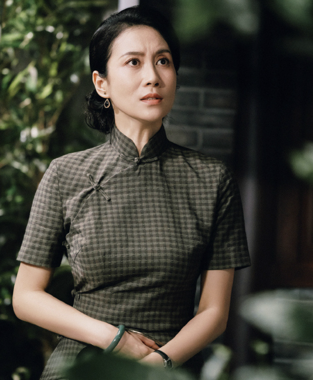 “捧不红”的10位女星，虽然观众扼腕叹息，但火不起来，也是幸运