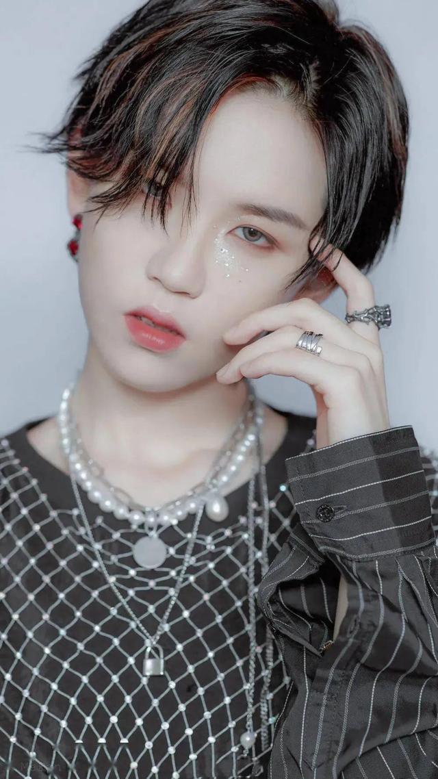 最受欢迎的十大女明星