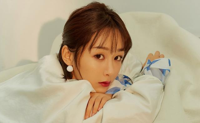 完美女神是假的，胯宽腿粗，溜肩没腰，生图揭露人间真实