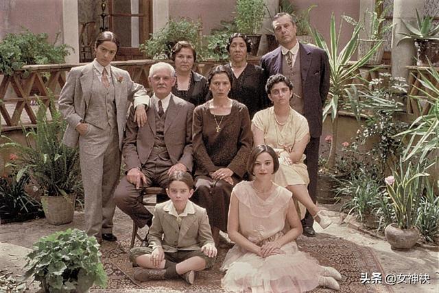 美艳女明星筹拍七年,被迫全裸出演,成就奥斯卡传奇女性电影