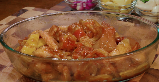 经期气血差？多吃鸡肉补肝血，分享3道菜，越吃越好看