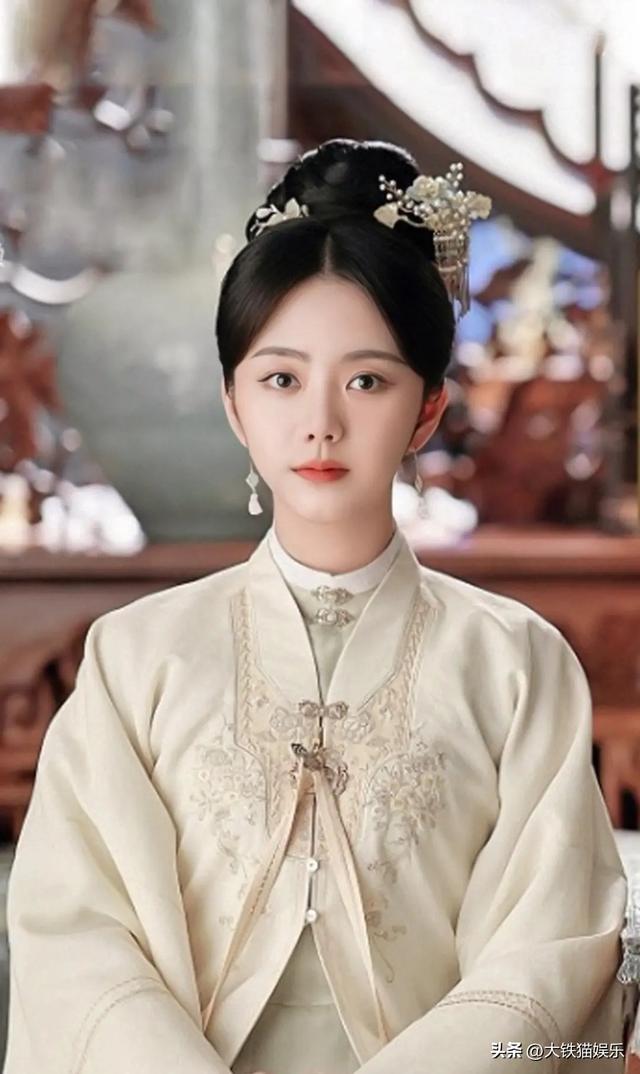 名字好听的8位女星,光听字音就觉得是美人,还透着一股文化气息