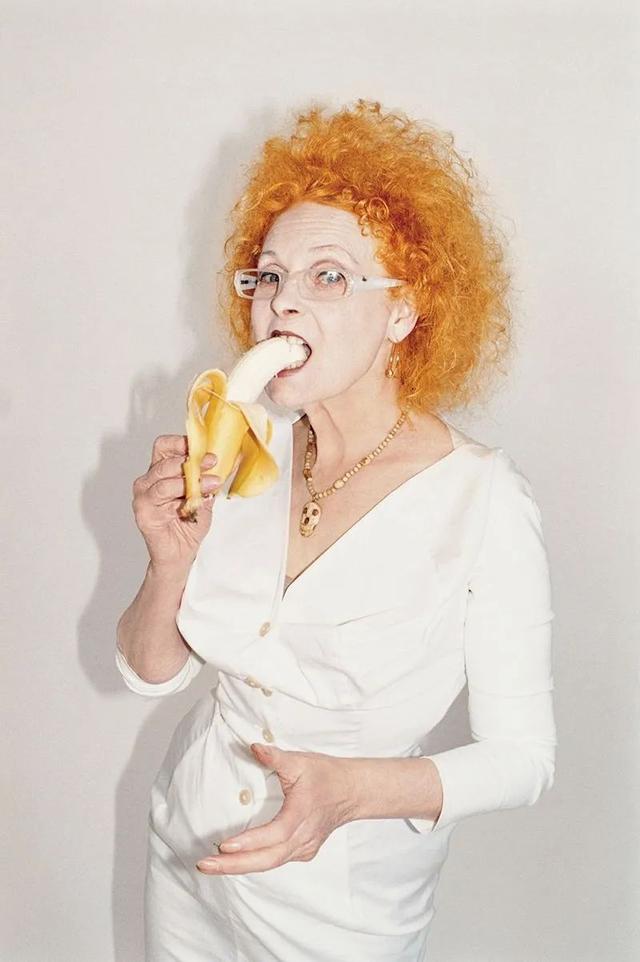 明星、超模都自愿素颜甚至裸体出镜,这位摄影大师究竟是谁?