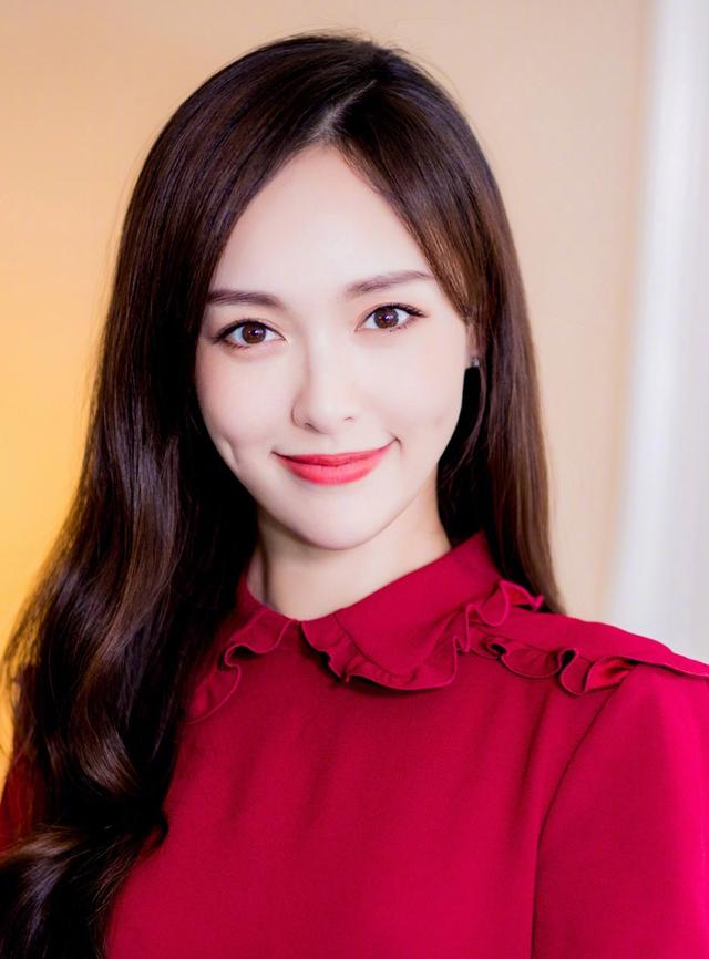 酒窝美女，林心如唐嫣佟丽娅上榜，而她却是公认的酒窝美女