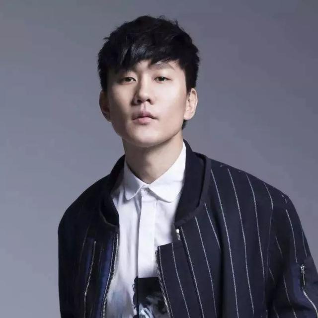 同一首歌的国粤两版，哪版更合你心？