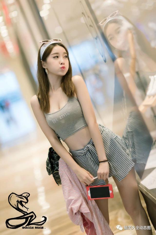 「内涵美女图」大胸妹纸要够凶才可爱哦!