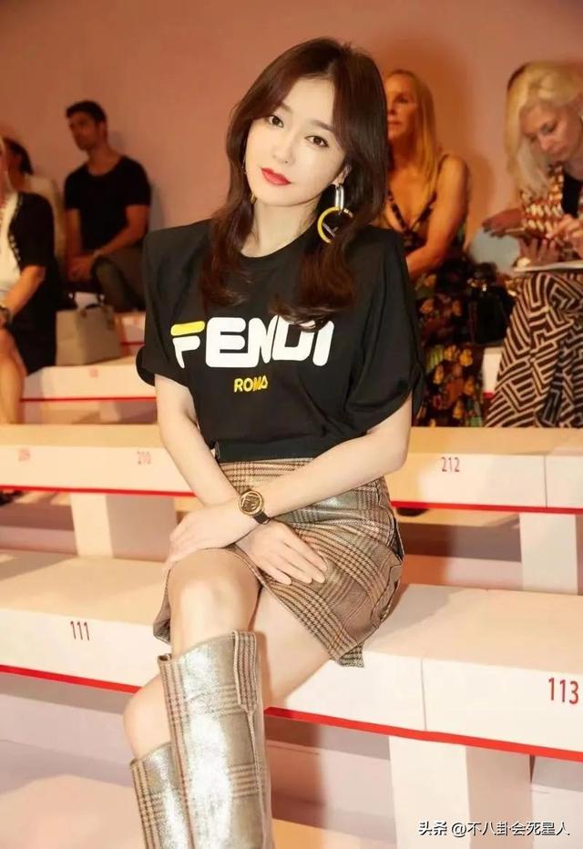 7组中年女星同框比美，刘涛赢了秦海璐，殷桃曾黎各有千秋