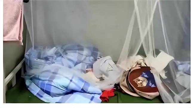 女研究生带母上学，最终宿舍自缢身亡：没有人愿意被脐带栓一辈子