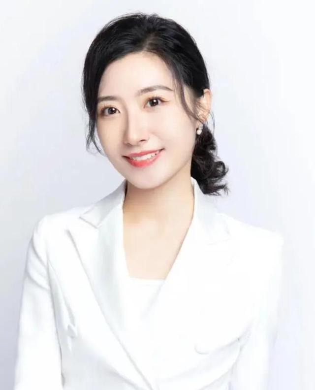 浙大“最美”女老师走红，获百万奖金，30岁就当上了985大学博导