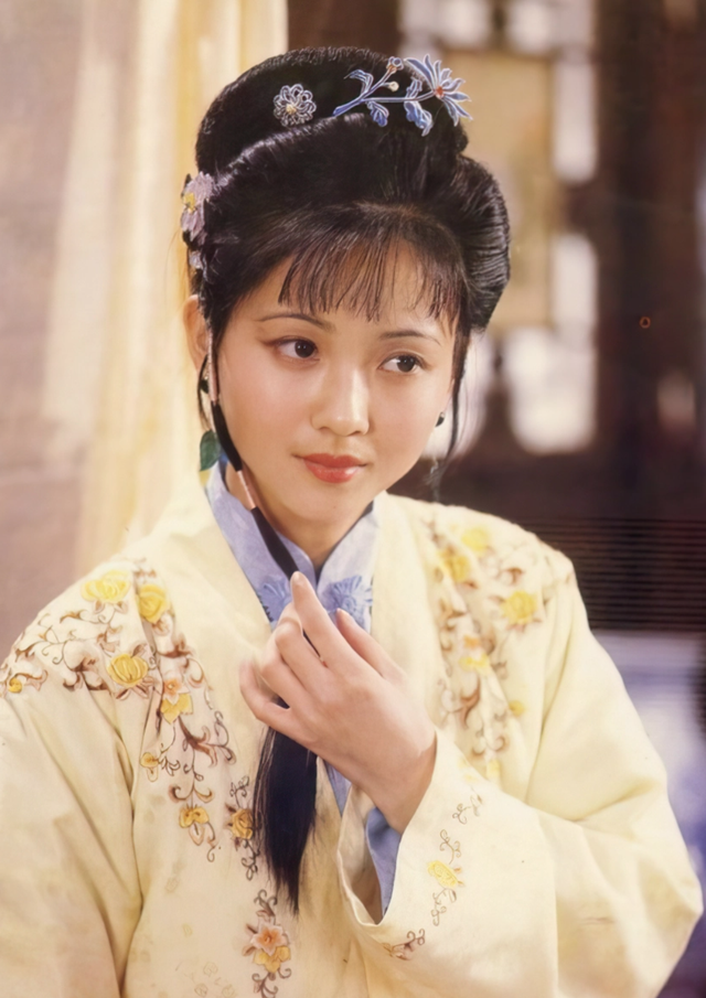 10位“一眼万年”女演员，个个美到窒息，有人靠一个角色吃一辈子